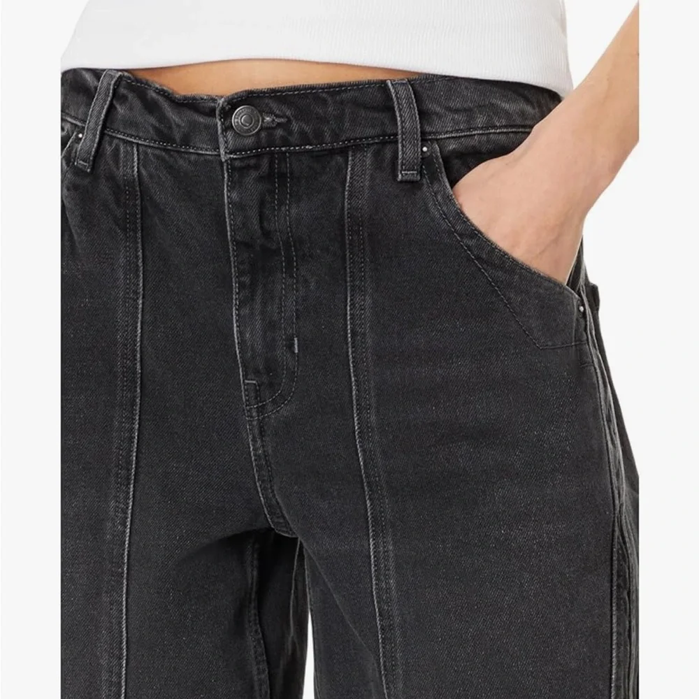 Free People Olsen Black Cuffed Barrel Jeans Sizes NWT SIZE 27 - Picture 3 of 8